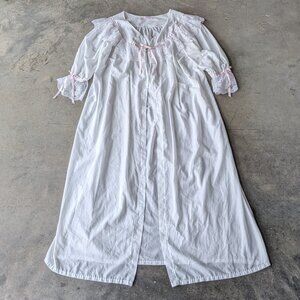 Vintage Take Nine Maternity Wear White Lace Ruffle Open Front Robe medium